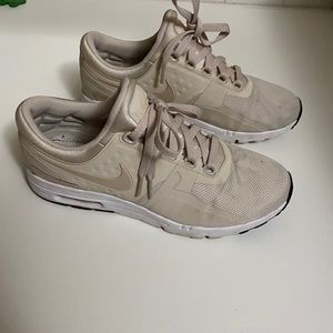 Nike Air Max Zero